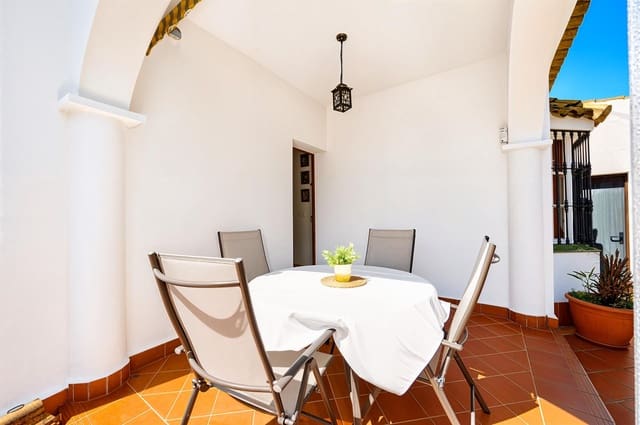 3 camera da letto Villa in vendita in Chiclana de la Frontera con piscina garage - 399.900 € (Rif: 9851961)