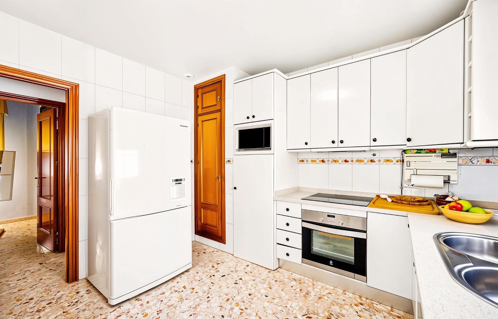 Chalet de 3 habitaciones en Chiclana de la Frontera en venta con piscina garaje - 399.900 € (Ref: 9851961)