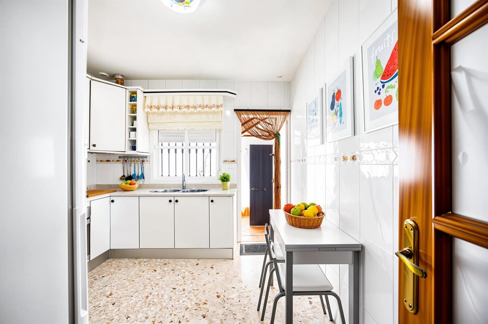 Chalet de 3 habitaciones en Chiclana de la Frontera en venta con piscina garaje - 399.900 € (Ref: 9851961)