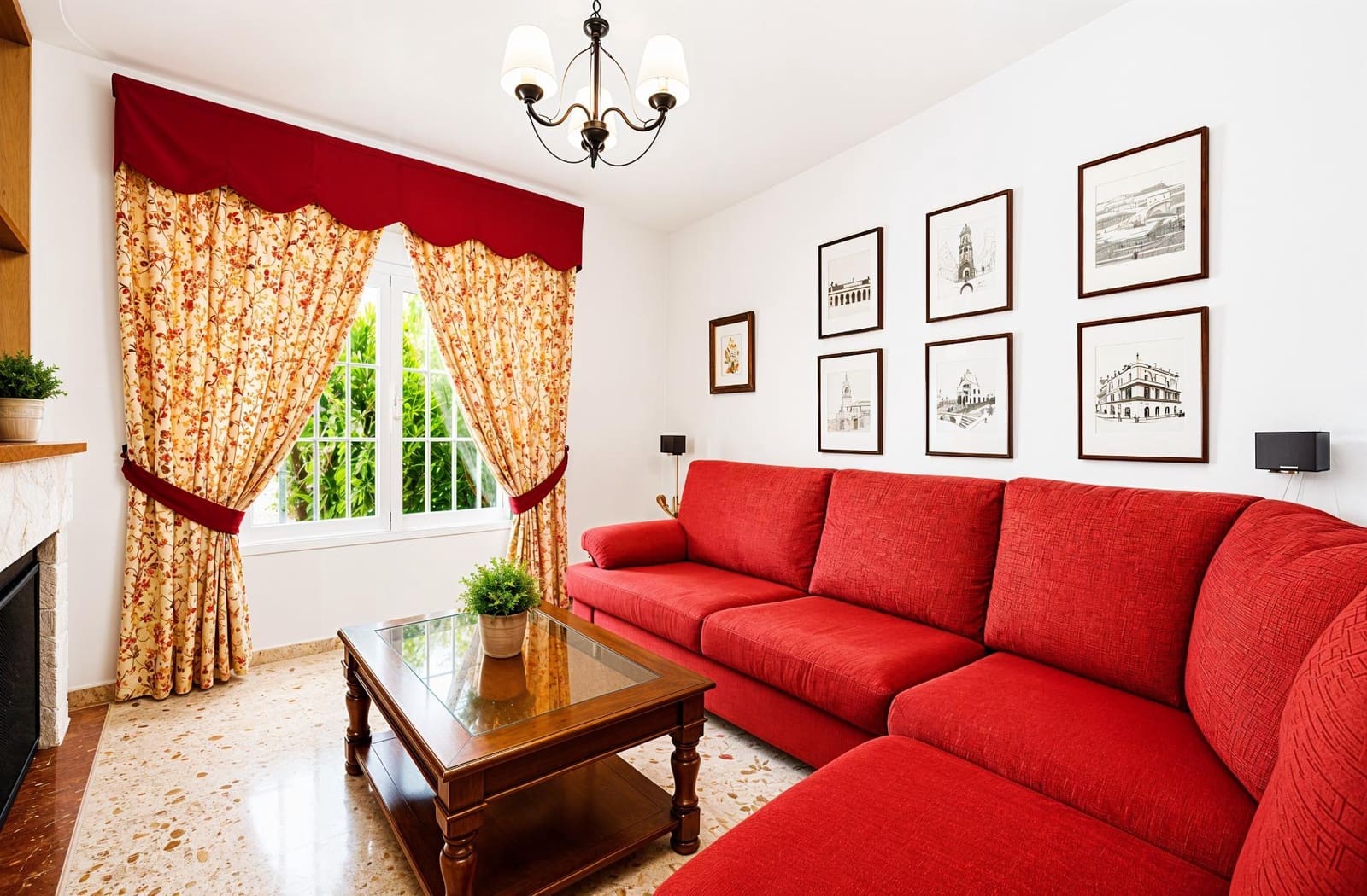 Chalet de 3 habitaciones en Chiclana de la Frontera en venta con piscina garaje - 399.900 € (Ref: 9851961)