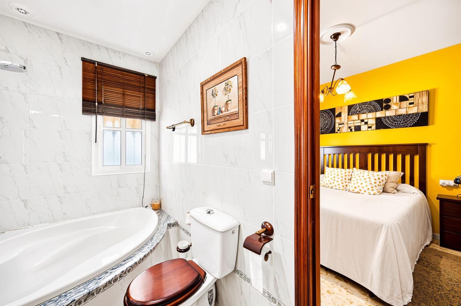 Chalet de 3 habitaciones en Chiclana de la Frontera en venta con piscina garaje - 399.900 € (Ref: 9851961)