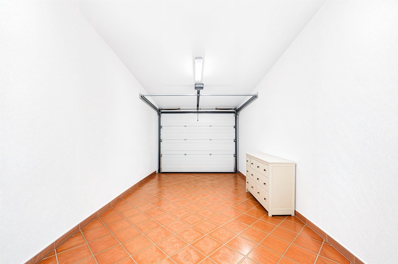 Chalet de 3 habitaciones en Chiclana de la Frontera en venta con piscina garaje - 399.900 € (Ref: 9851961)