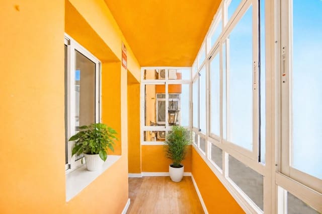 3 sovrum Lägenhet till salu i San Fernando - 159 990 € (Ref: 9865399)