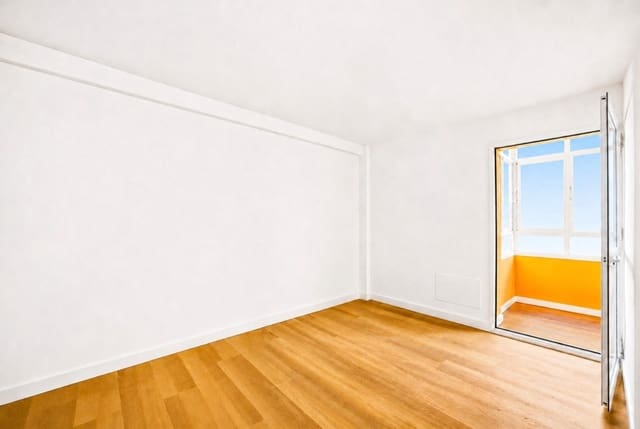 3 sovrum Lägenhet till salu i San Fernando - 159 990 € (Ref: 9865399)