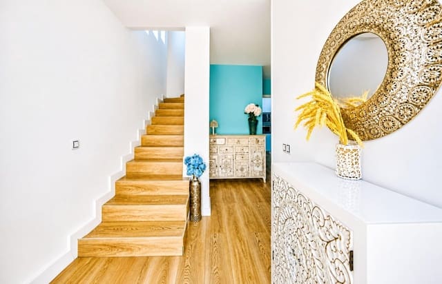 3 bedroom Terraced Villa for sale in Chiclana de la Frontera with garage - € 214,990 (Ref: 9892575)
