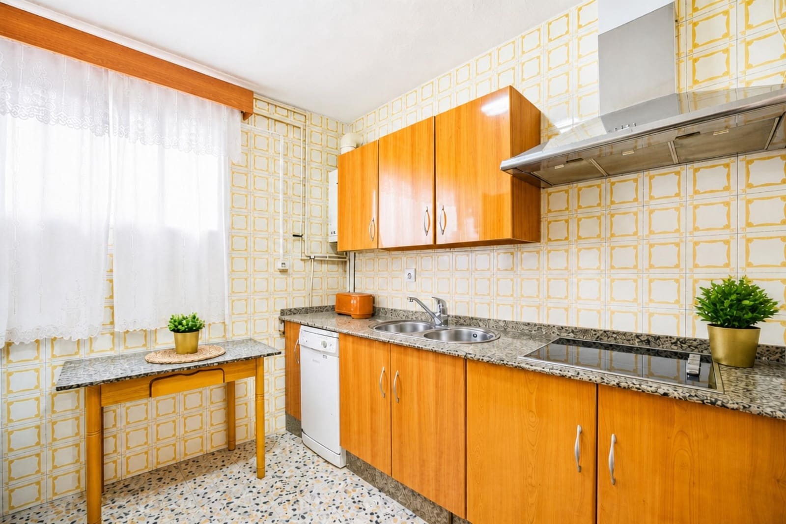 6 soveværelse Byhus til salg i Medina-Sidonia med garage - € 184.900 (Ref: 9892576)