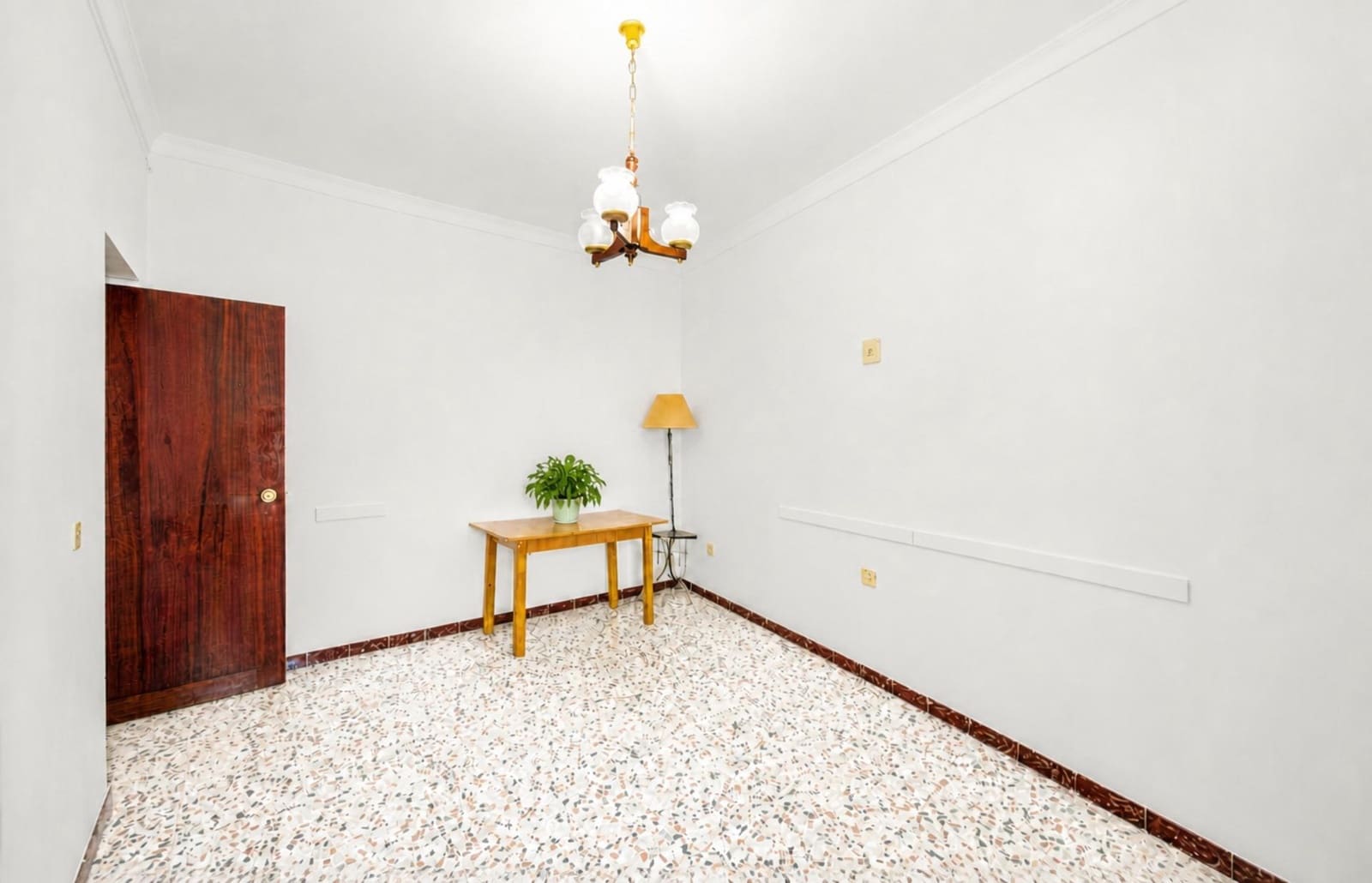 6 soveværelse Byhus til salg i Medina-Sidonia med garage - € 184.900 (Ref: 9892576)