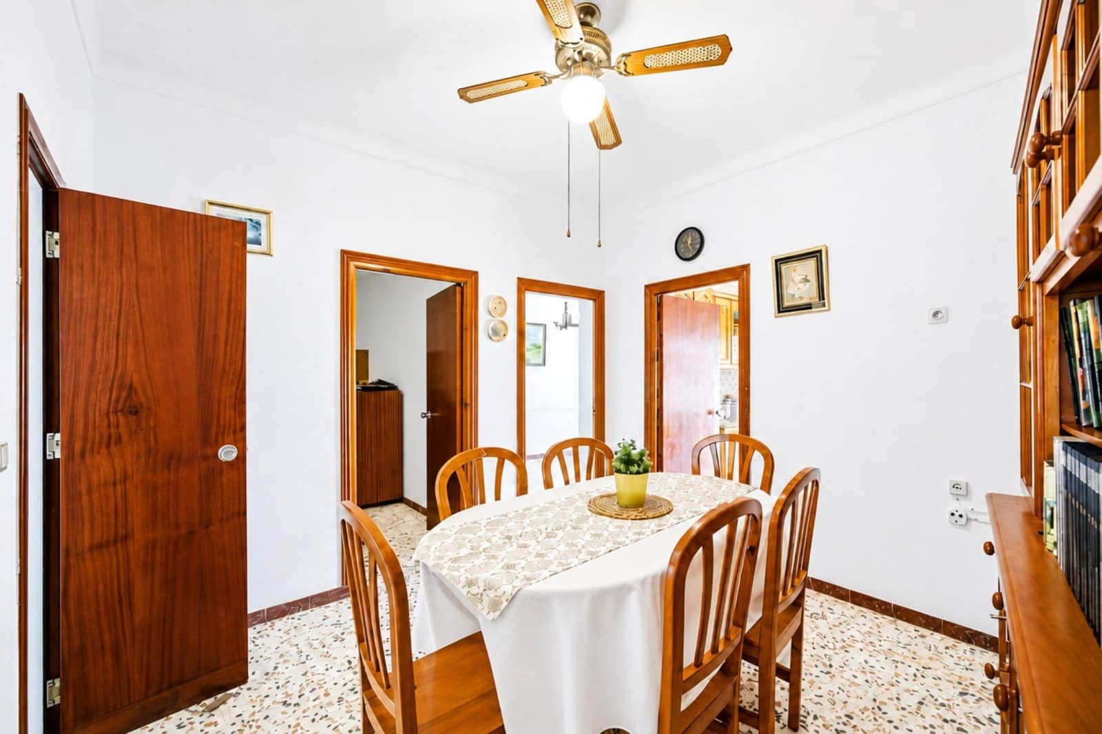 6 soveværelse Byhus til salg i Medina-Sidonia med garage - € 184.900 (Ref: 9892576)