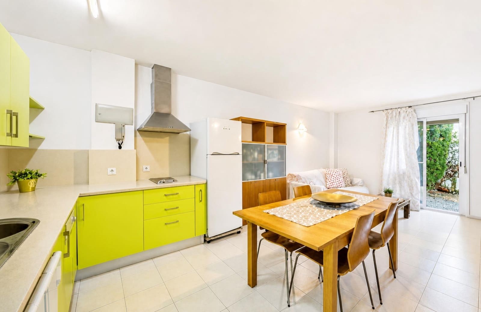 2 sovrum Lägenhet till salu i Chiclana de la Frontera med pool - 224 900 € (Ref: 9903835)