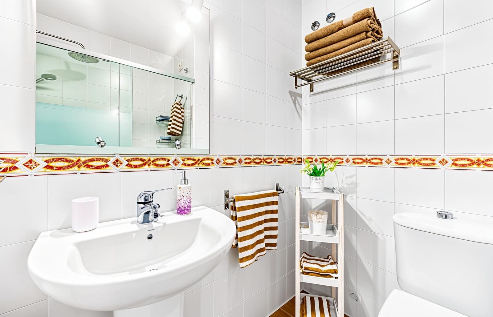 2 quarto Apartamento para venda em Chiclana de la Frontera com piscina garagem - 274 990 € (Ref: 9908216)