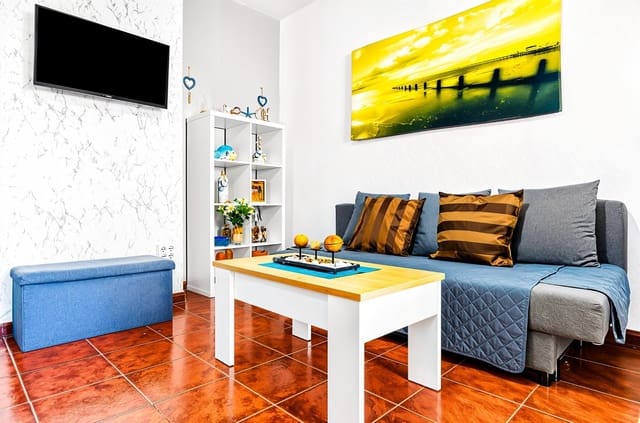 Apartamento de 2 habitaciones en Chiclana de la Frontera en venta con piscina garaje - 274.990 € (Ref: 9908216)