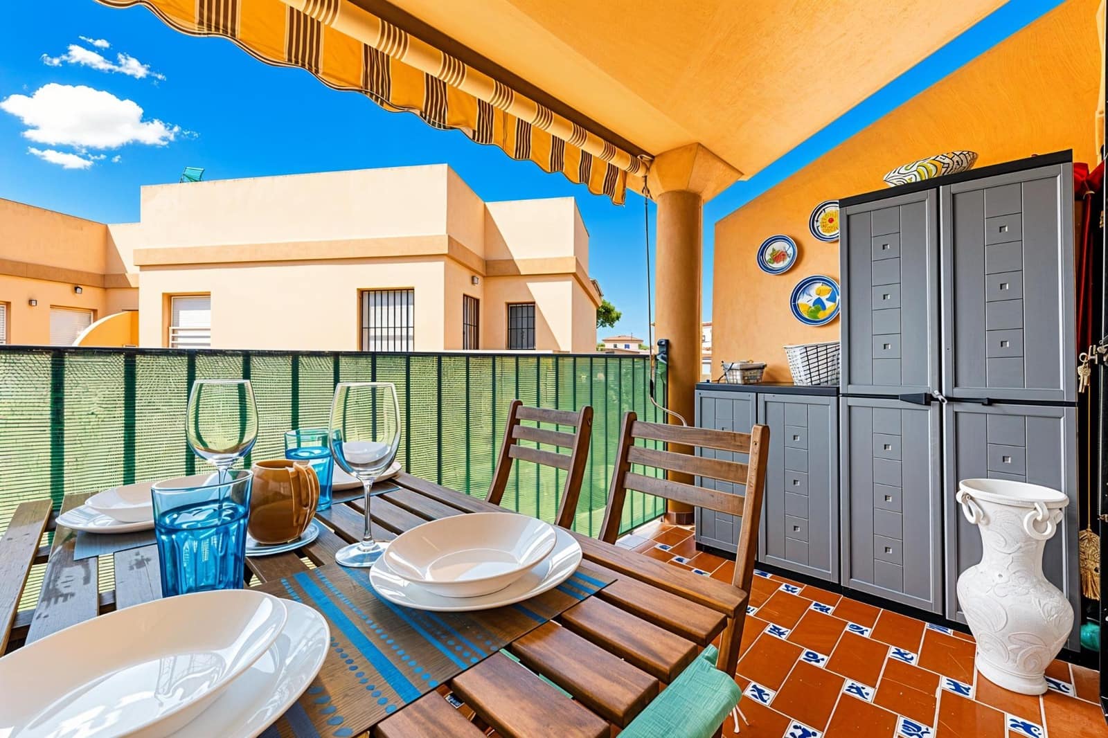 2 quarto Apartamento para venda em Chiclana de la Frontera com piscina garagem - 274 990 € (Ref: 9908216)