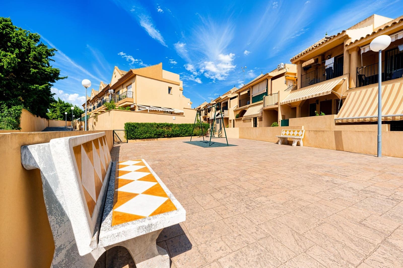 2 quarto Apartamento para venda em Chiclana de la Frontera com piscina garagem - 274 990 € (Ref: 9908216)