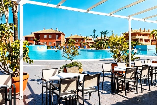 1 bedroom Apartment for sale in Novo Sancti Petri, Chiclana de la Frontera with pool - € 124,990 (Ref: 9913353)