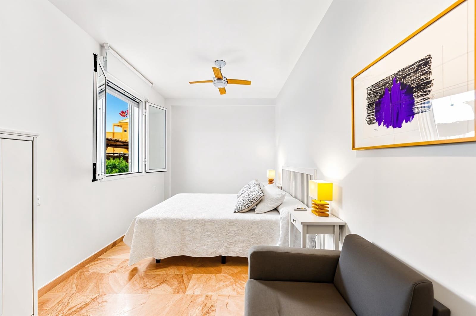 2 bedroom Apartment for sale in Novo Sancti Petri with pool - € 425,000 (Ref: 9929585)