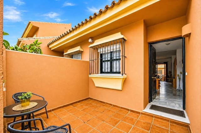 2 sypialnia Dom szeregowy na sprzedaż w Chiclana de la Frontera z basenem - 349 900 € (Ref: 9929586)