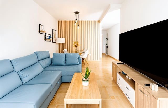 3 slaapkamer Rijtjeshuis te koop in Chiclana de la Frontera met garage - € 219.990 (Ref: 9934395)