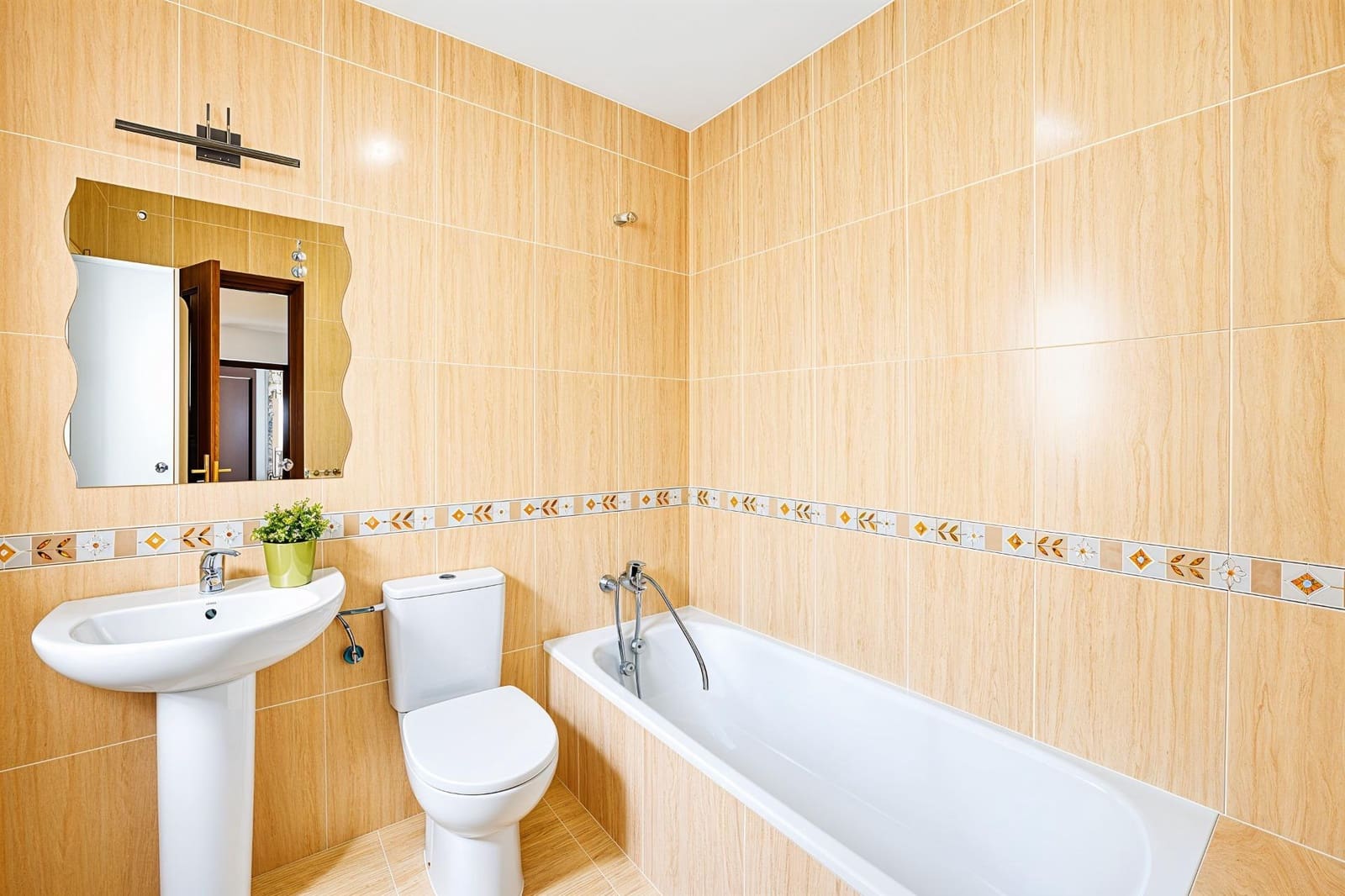 3 soverom Rekkehus til salgs i Chiclana de la Frontera med garasje - € 219 990 (Ref: 9934395)