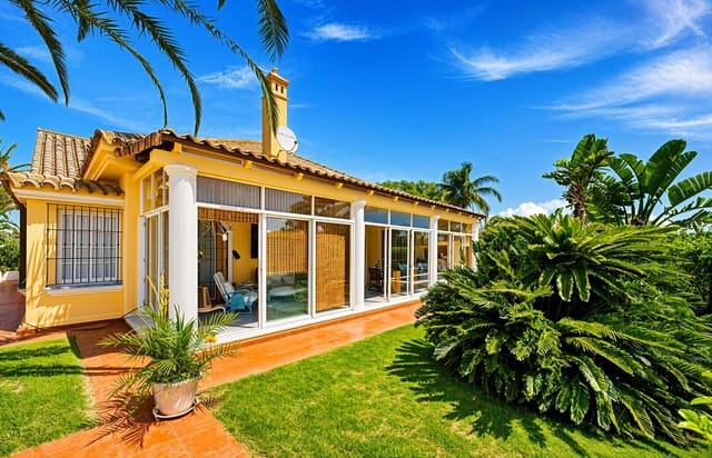 5 sovrum Villa till salu i Novo Sancti Petri, Chiclana de la Frontera med pool - 1 200 000 € (Ref: 9945930)