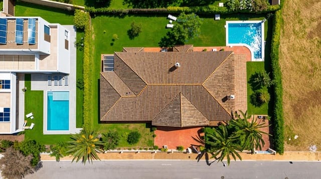 5 sovrum Villa till salu i Novo Sancti Petri, Chiclana de la Frontera med pool - 1 200 000 € (Ref: 9945930)