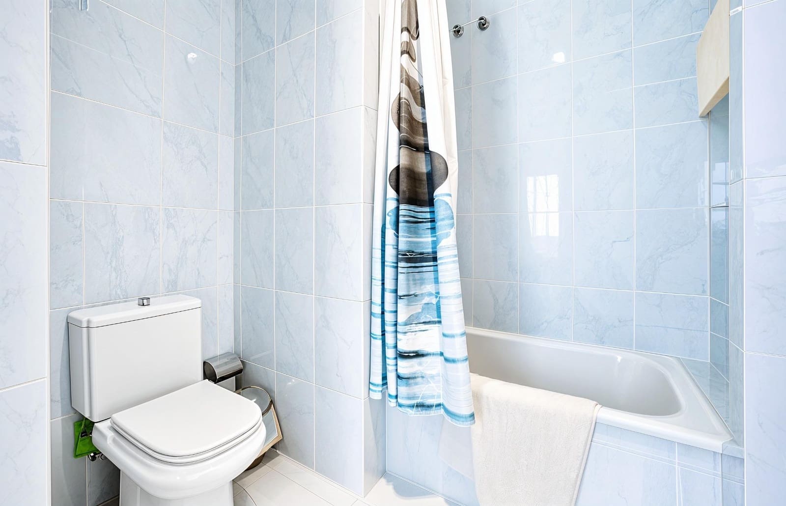 5 slaapkamer Villa te koop in Novo Sancti Petri met zwembad - € 1.200.000 (Ref: 9945930)