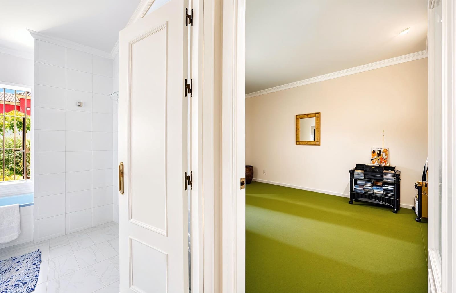 5 slaapkamer Villa te koop in Novo Sancti Petri met zwembad - € 1.200.000 (Ref: 9945930)