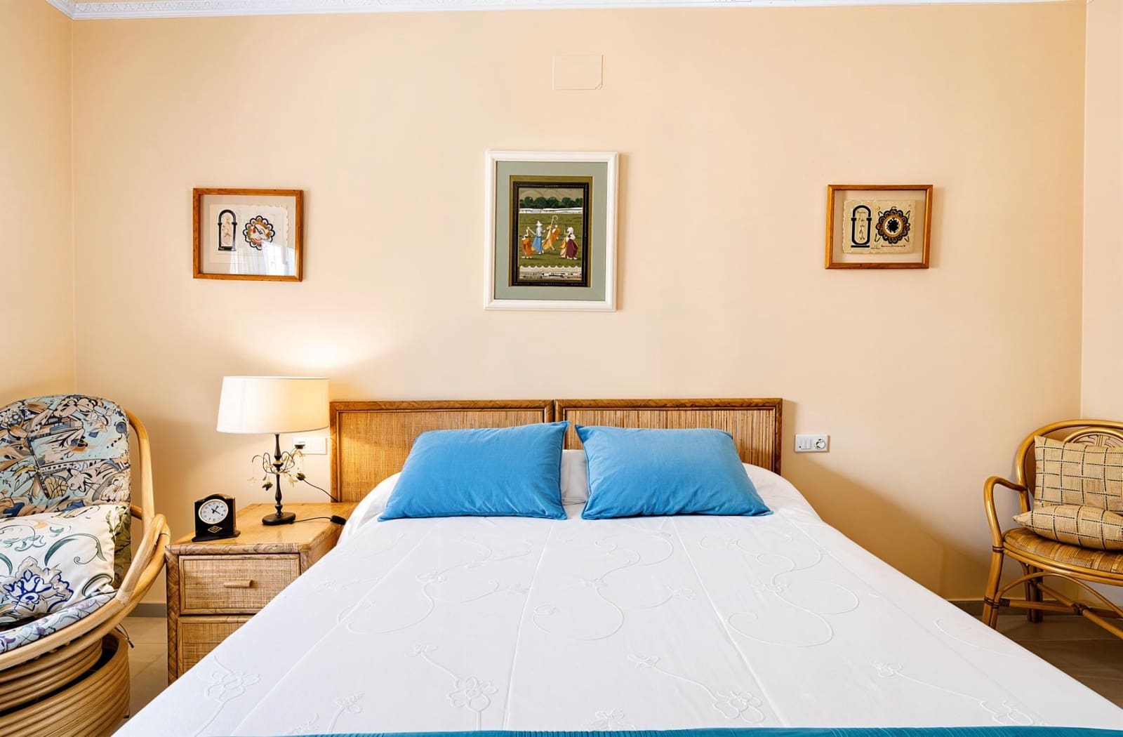 5 slaapkamer Villa te koop in Novo Sancti Petri met zwembad - € 1.200.000 (Ref: 9945930)