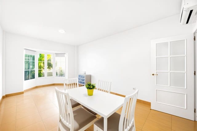 3 quarto Moradia em Banda para venda em Chiclana de la Frontera - 285 000 € (Ref: 9959965)