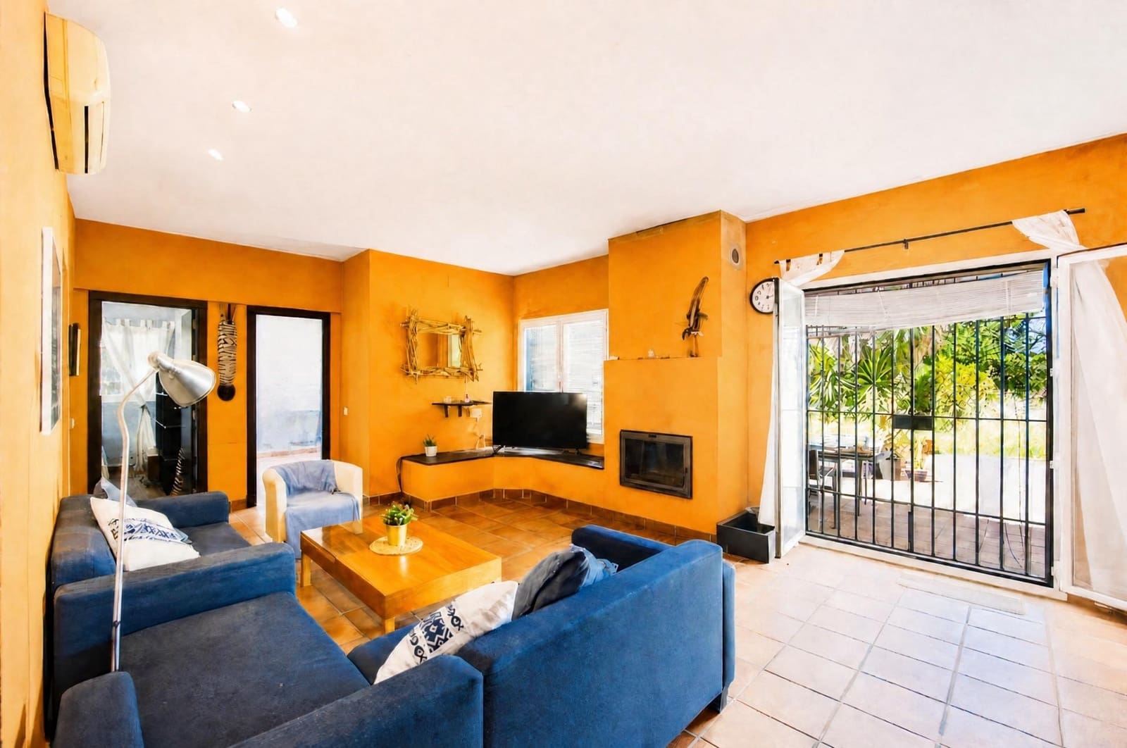 3 quarto Moradia para venda em Chiclana de la Frontera com piscina - 179 990 € (Ref: 9970800)