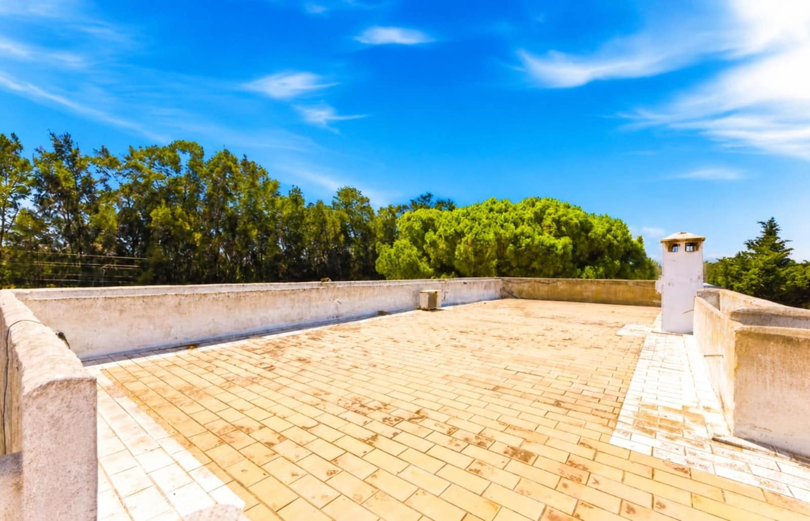 3 quarto Moradia para venda em Chiclana de la Frontera com piscina - 179 990 € (Ref: 9970800)