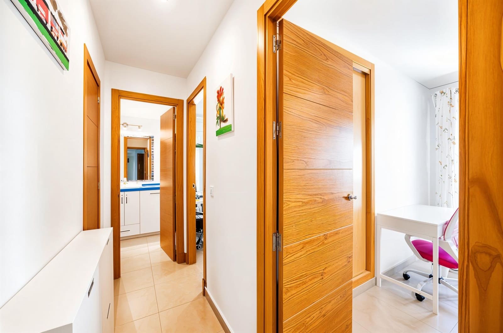3 bedroom Flat for sale in Chiclana de la Frontera - € 199,990 (Ref: 9975611)