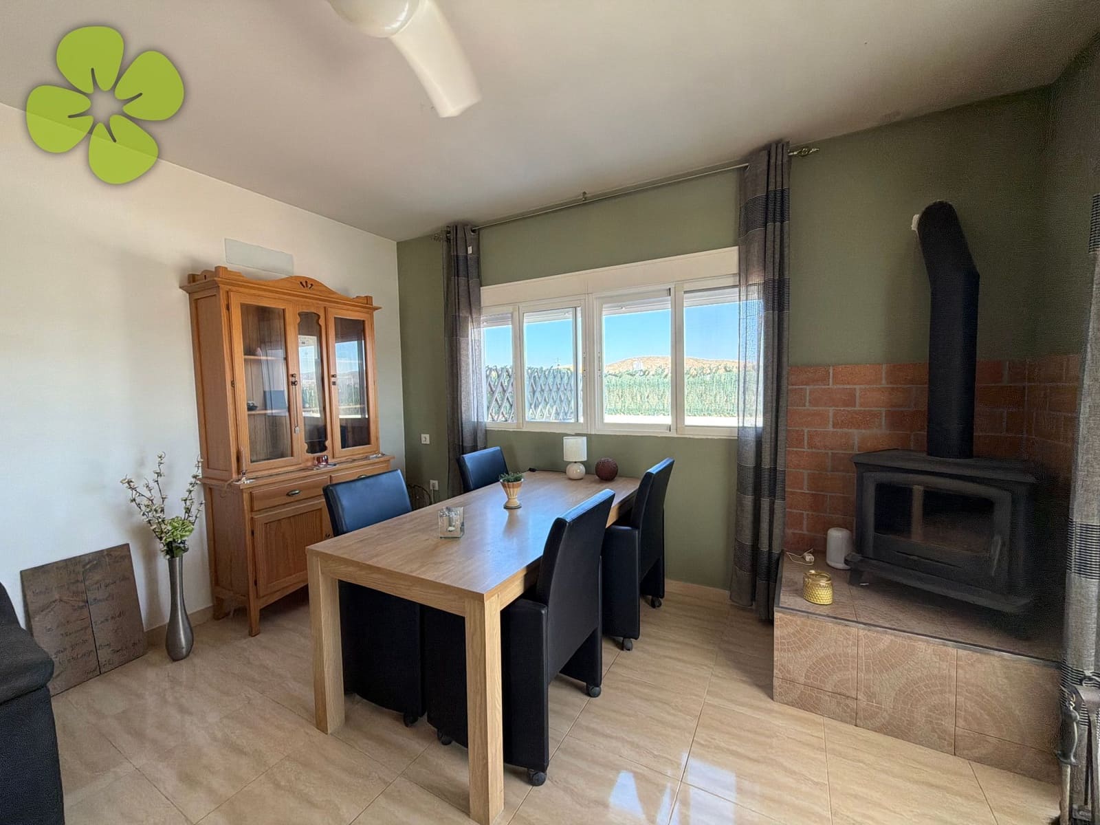 5 Zimmer Villa zu verkaufen in Huercal-Overa mit Pool - 270.000 € (Ref: 10007960)