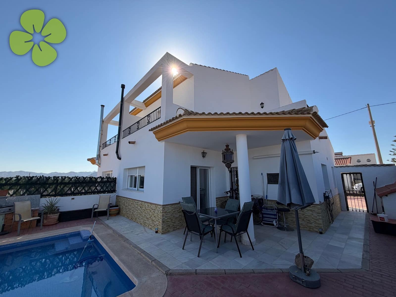5 Zimmer Villa zu verkaufen in Huercal-Overa mit Pool - 270.000 € (Ref: 10007960)