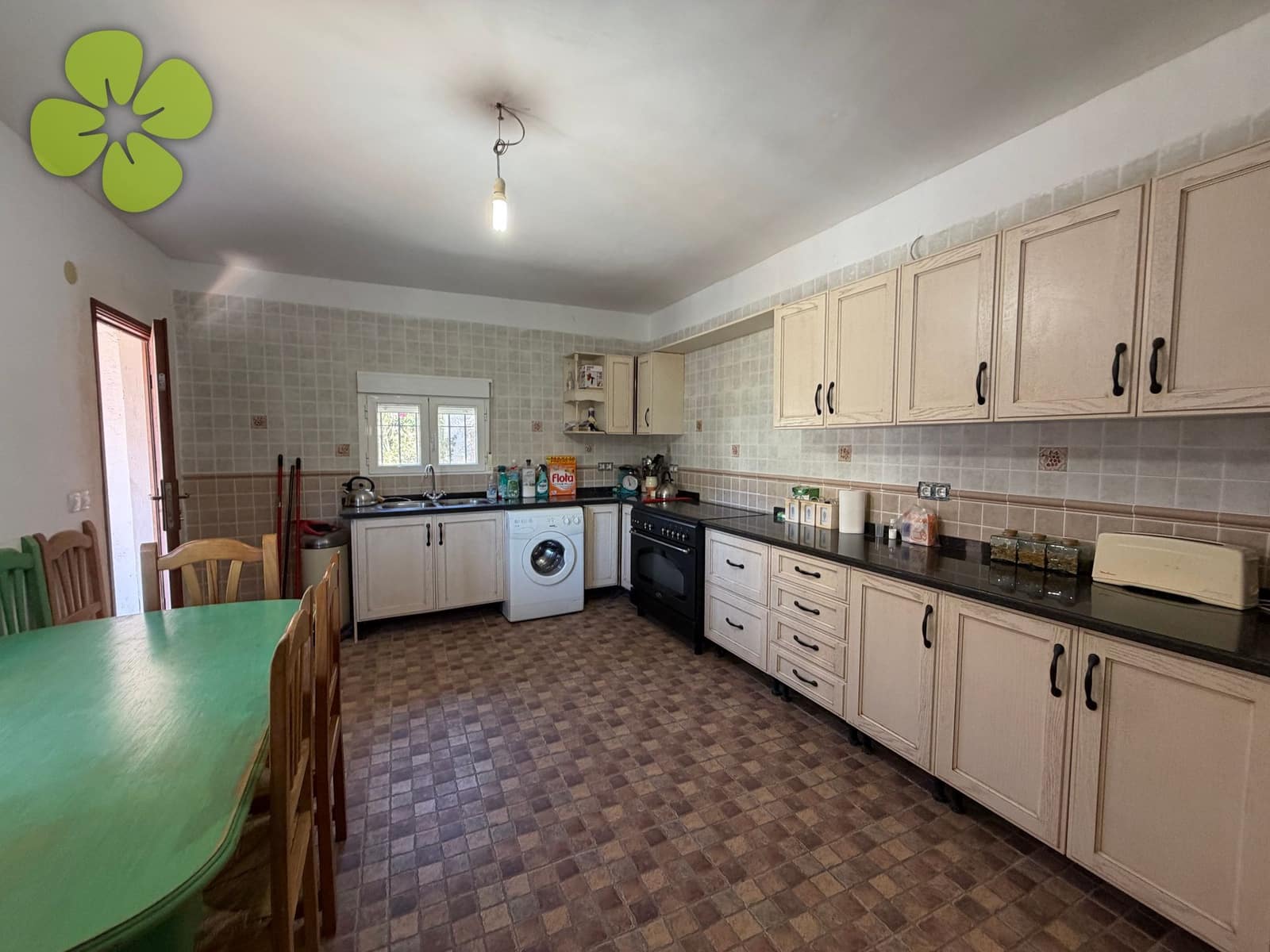 6 soverom Finca/Herregård til salgs i Oria med svømmebasseng - € 130 000 (Ref: 10014162)