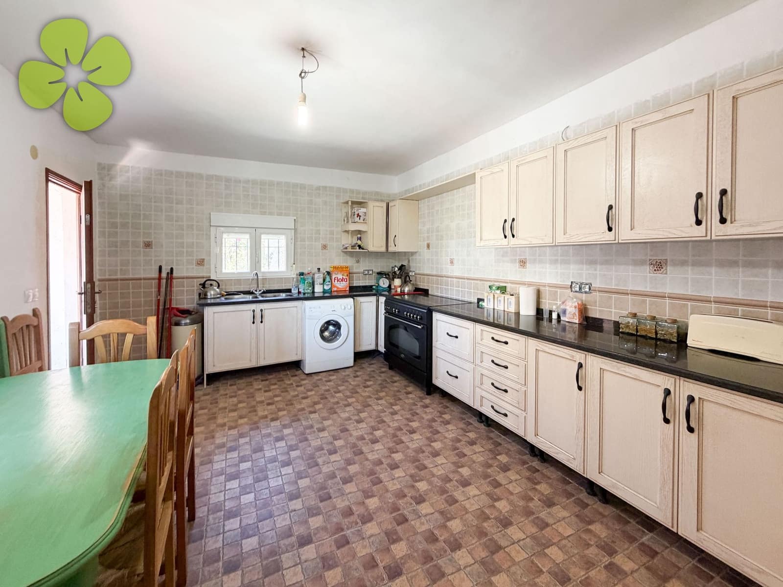 6 slaapkamer Finca/Landhuis te koop in Oria met zwembad - € 130.000 (Ref: 10014162)