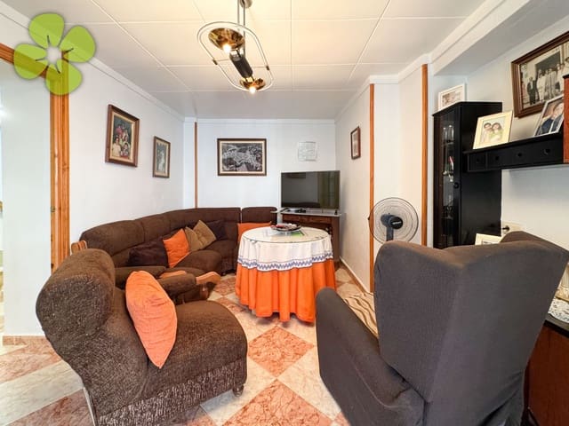 8 soverom Hus til salgs i Sierro - € 109 000 (Ref: 10031055)