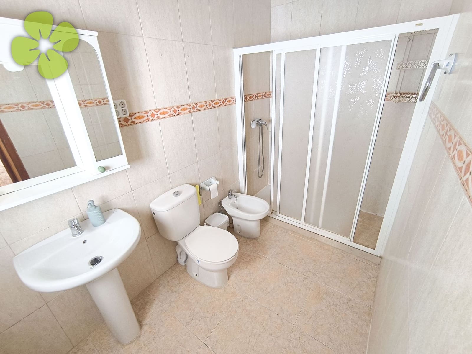 3 slaapkamer Huis te koop in Cantoria - € 99.500 (Ref: 10034580)