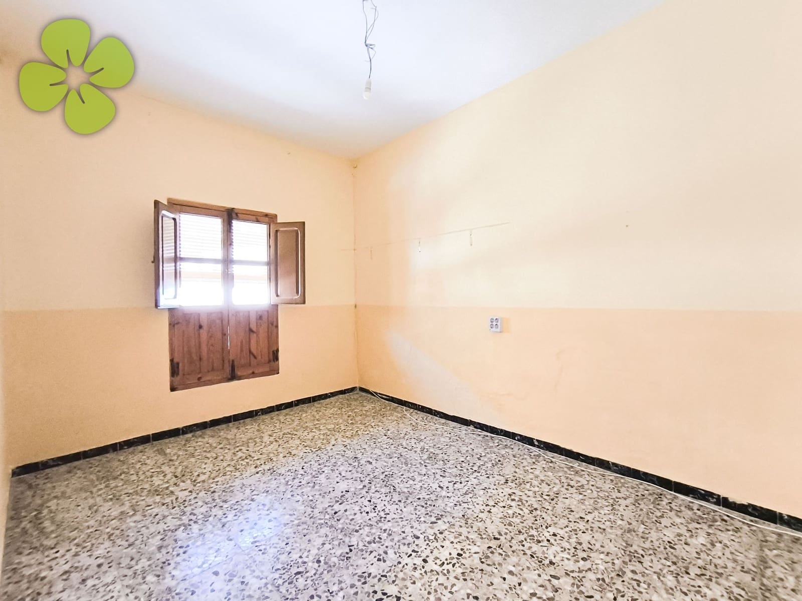 3 slaapkamer Huis te koop in Cantoria - € 99.500 (Ref: 10034580)