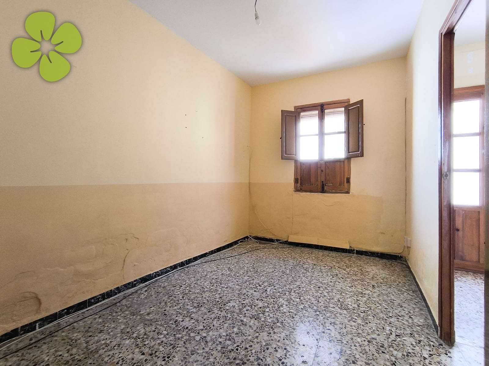 3 slaapkamer Huis te koop in Cantoria - € 99.500 (Ref: 10034580)