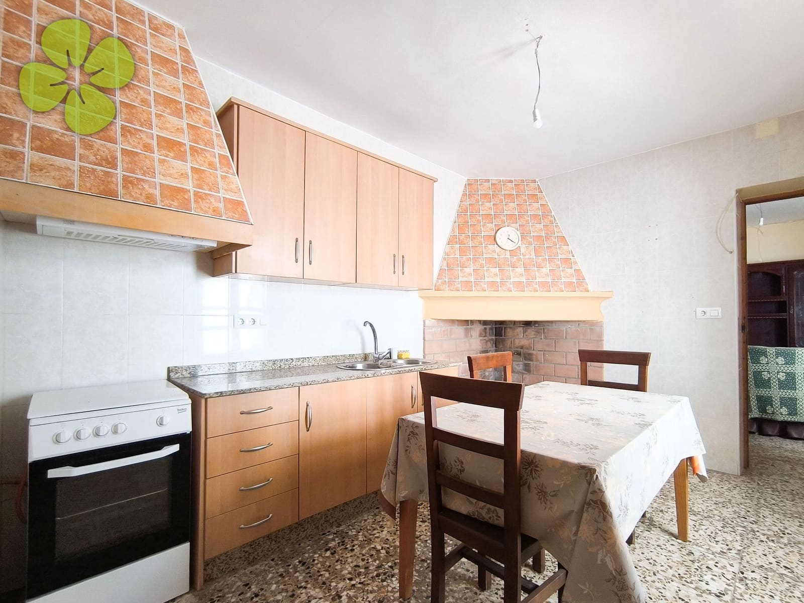 3 slaapkamer Huis te koop in Cantoria - € 99.500 (Ref: 10034580)