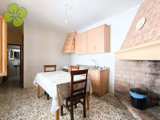 3 slaapkamer Huis te koop in Cantoria - € 99.500 (Ref: 10034580)
