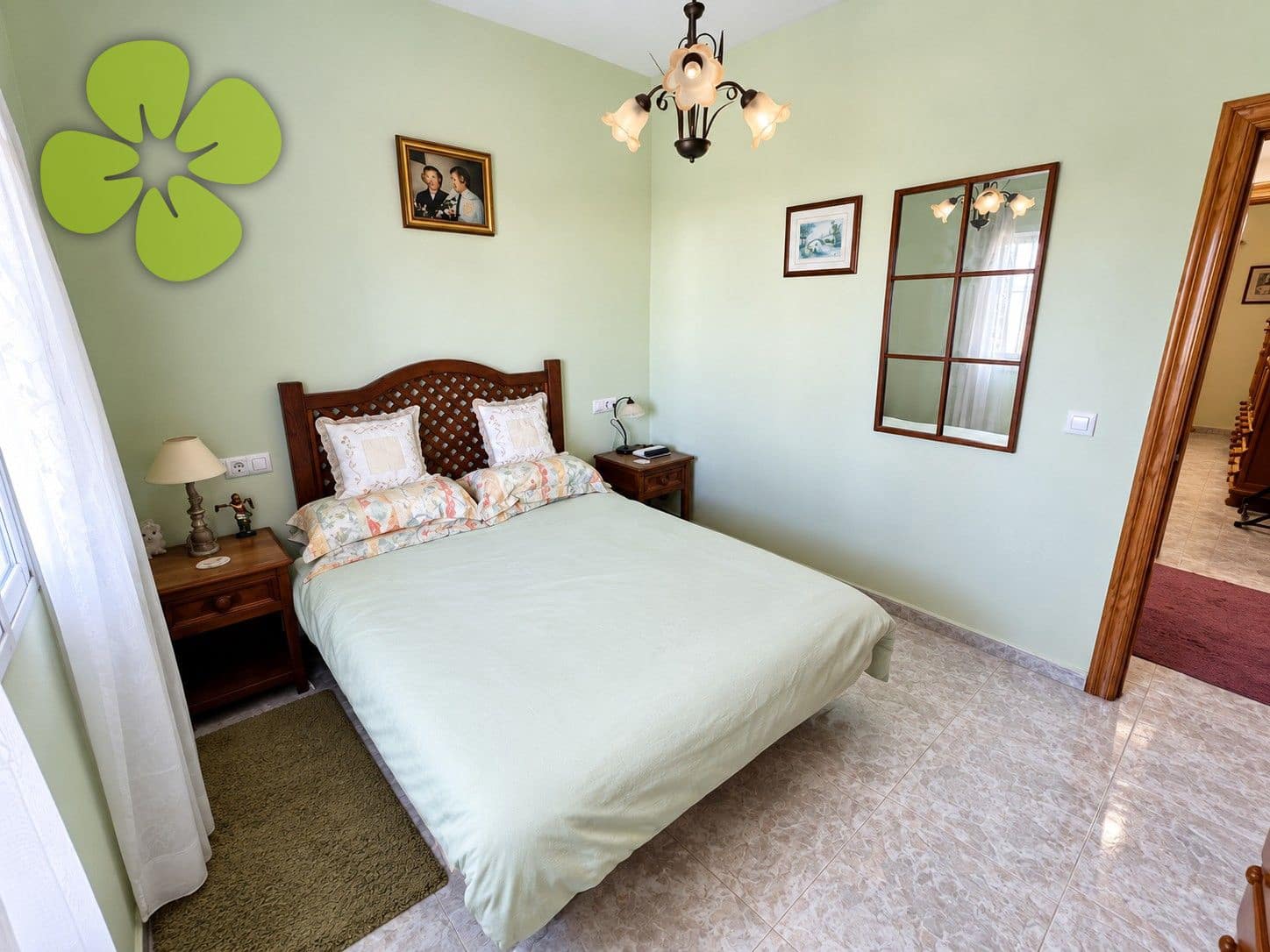 Chalet de 4 habitaciones en Arboleas en venta con piscina - 275.000 € (Ref: 10080020)