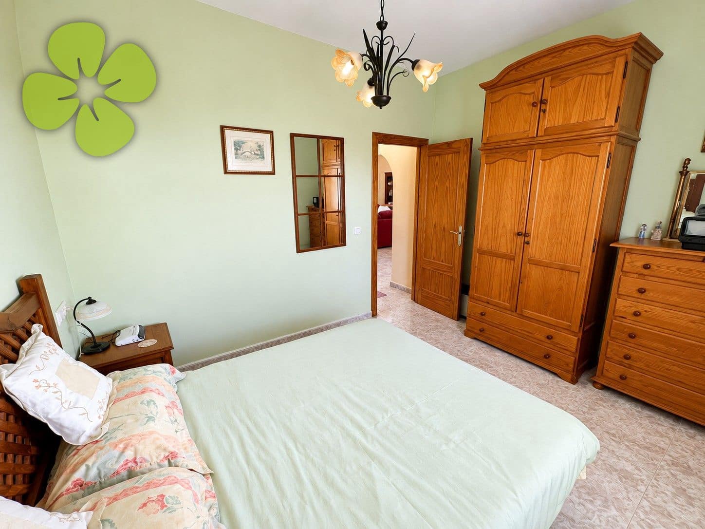 Chalet de 4 habitaciones en Arboleas en venta con piscina - 275.000 € (Ref: 10080020)