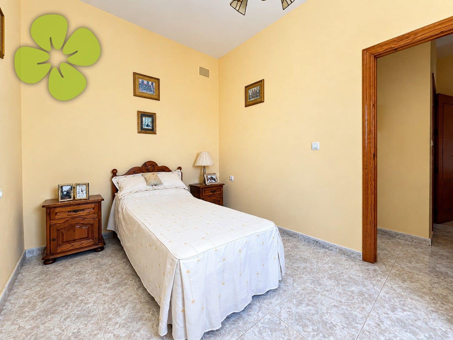 Chalet de 4 habitaciones en Arboleas en venta con piscina - 275.000 € (Ref: 10080020)