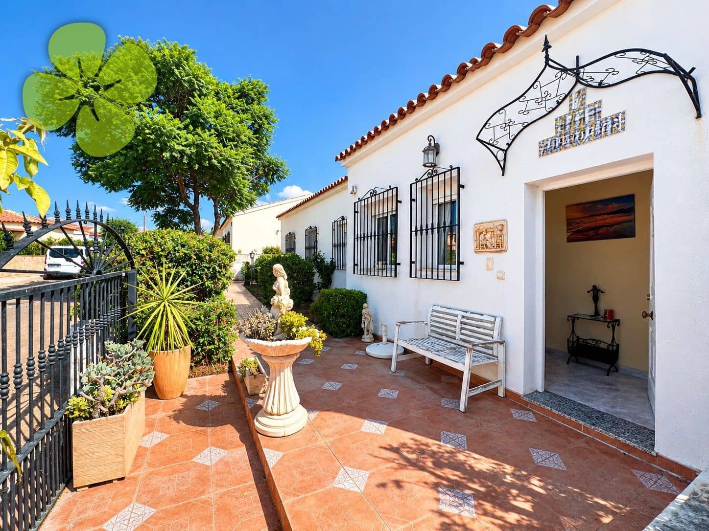 Chalet de 4 habitaciones en Arboleas en venta con piscina - 275.000 € (Ref: 10080020)
