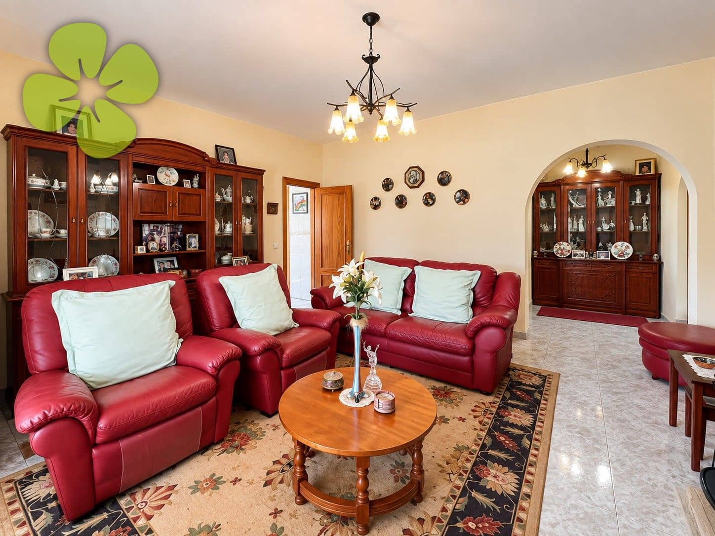 Chalet de 4 habitaciones en Arboleas en venta con piscina - 275.000 € (Ref: 10080020)