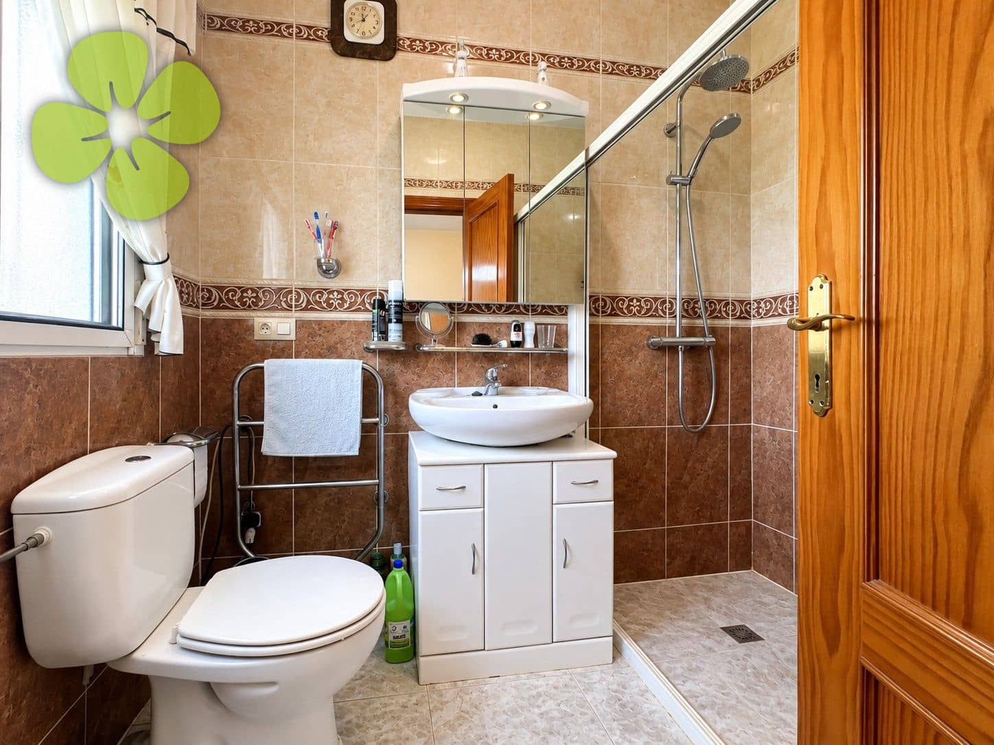 Chalet de 4 habitaciones en Arboleas en venta con piscina - 275.000 € (Ref: 10080020)