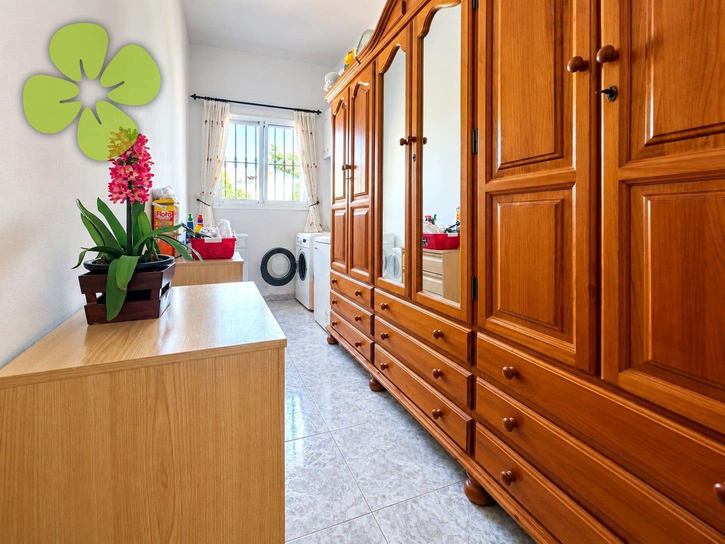 Chalet de 4 habitaciones en Arboleas en venta con piscina - 275.000 € (Ref: 10080020)