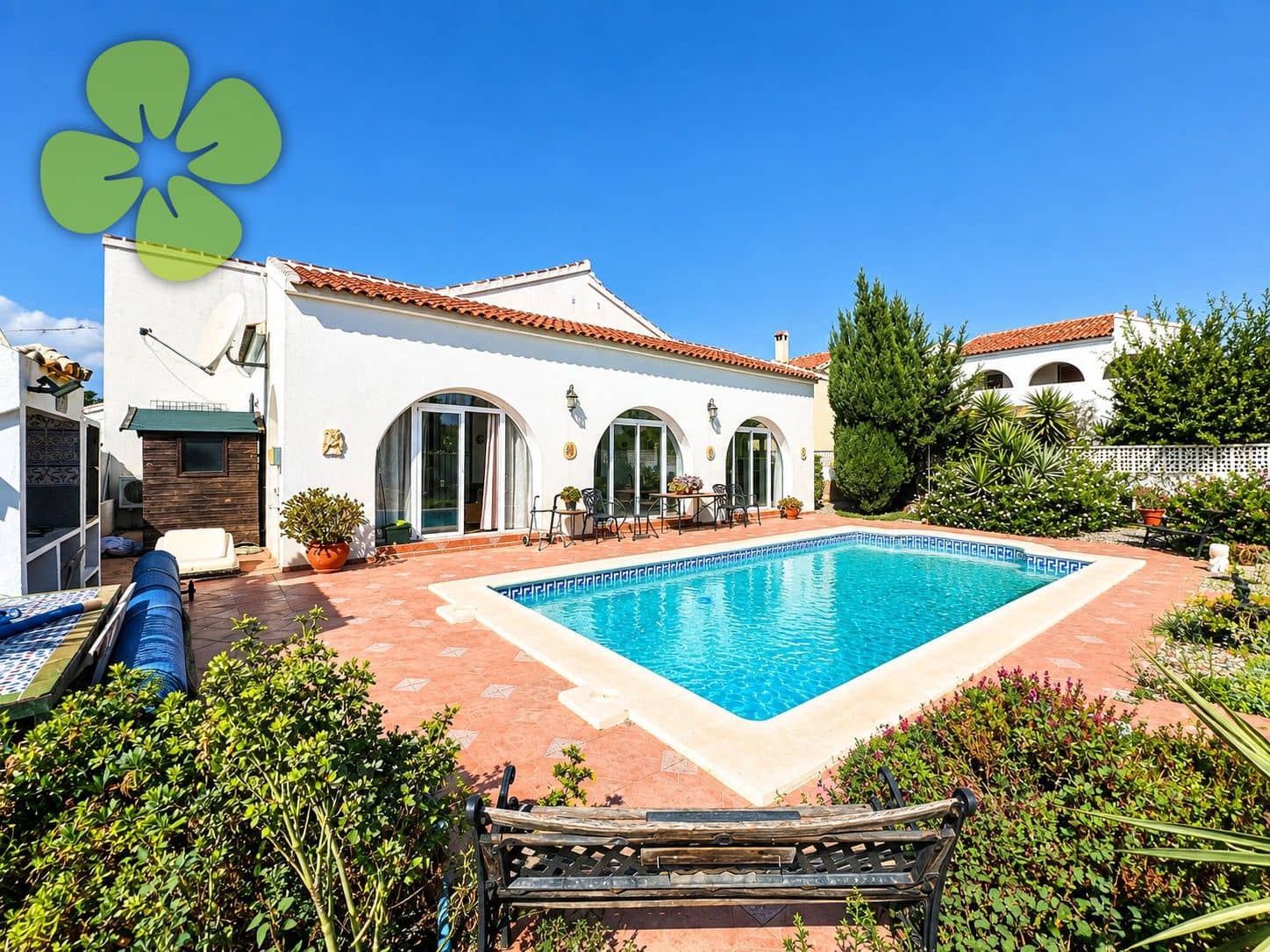 Chalet de 4 habitaciones en Arboleas en venta con piscina - 275.000 € (Ref: 10080020)