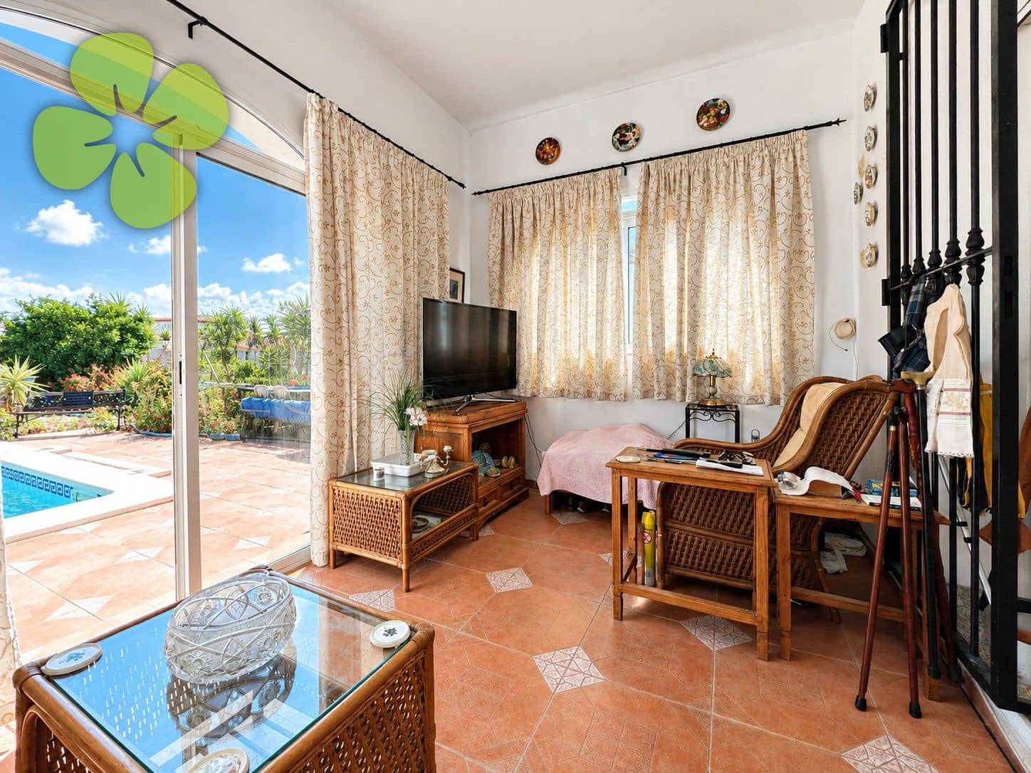 Chalet de 4 habitaciones en Arboleas en venta con piscina - 275.000 € (Ref: 10080020)